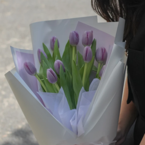 Hoa sinh nhật tulip - Bó hoa tulip tím mộng mơ tặng vợ - Hình ảnh 2